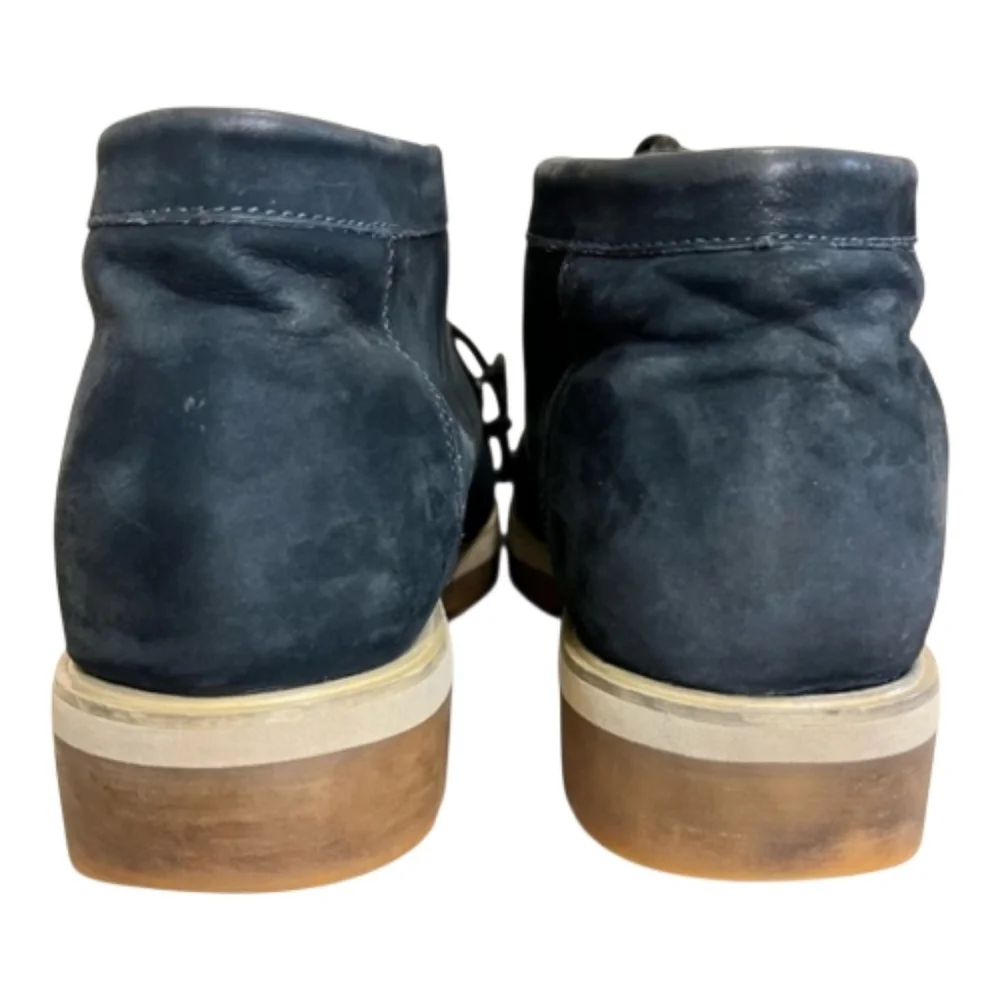 Sz 8.5 Men / 10 Women Suede Ankle-high Chukka or Moc Toe Boots